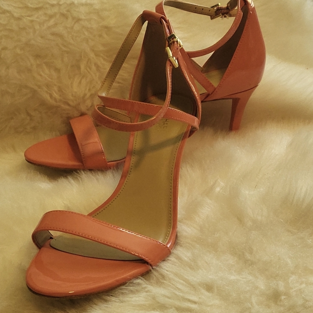 Small  high heel